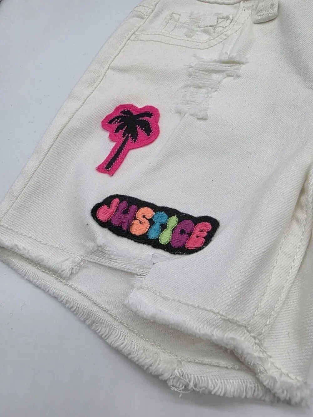 Justice Girl's Childs Shorts Size 6 Slim White Denim Cut Off Patches Midi Short